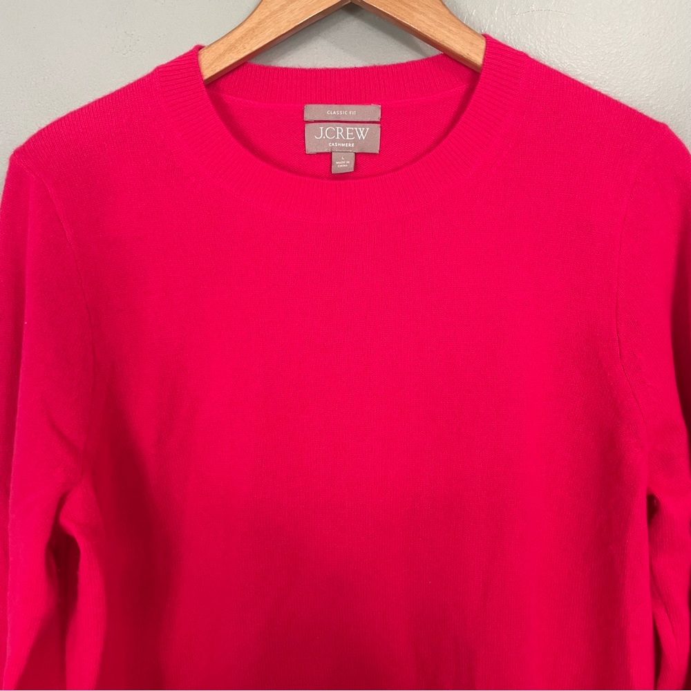 JCrew Cashmere Sweater Classic Fit Crewneck Pink Fuchsia Magenta Women Sz Large - Picture 2 of 11